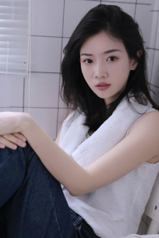 法国a级情欲片女佣
